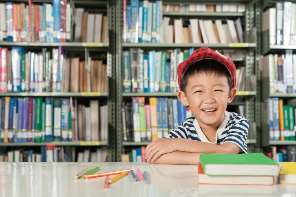 小学生に必要なお金の勉強とは？家庭でできる金融教育とおすすめ教材